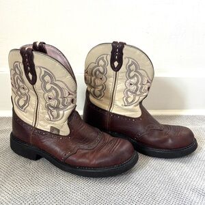 JUSTIN WOMEN'S GYPSY leather western boots - round toe in brown and cream